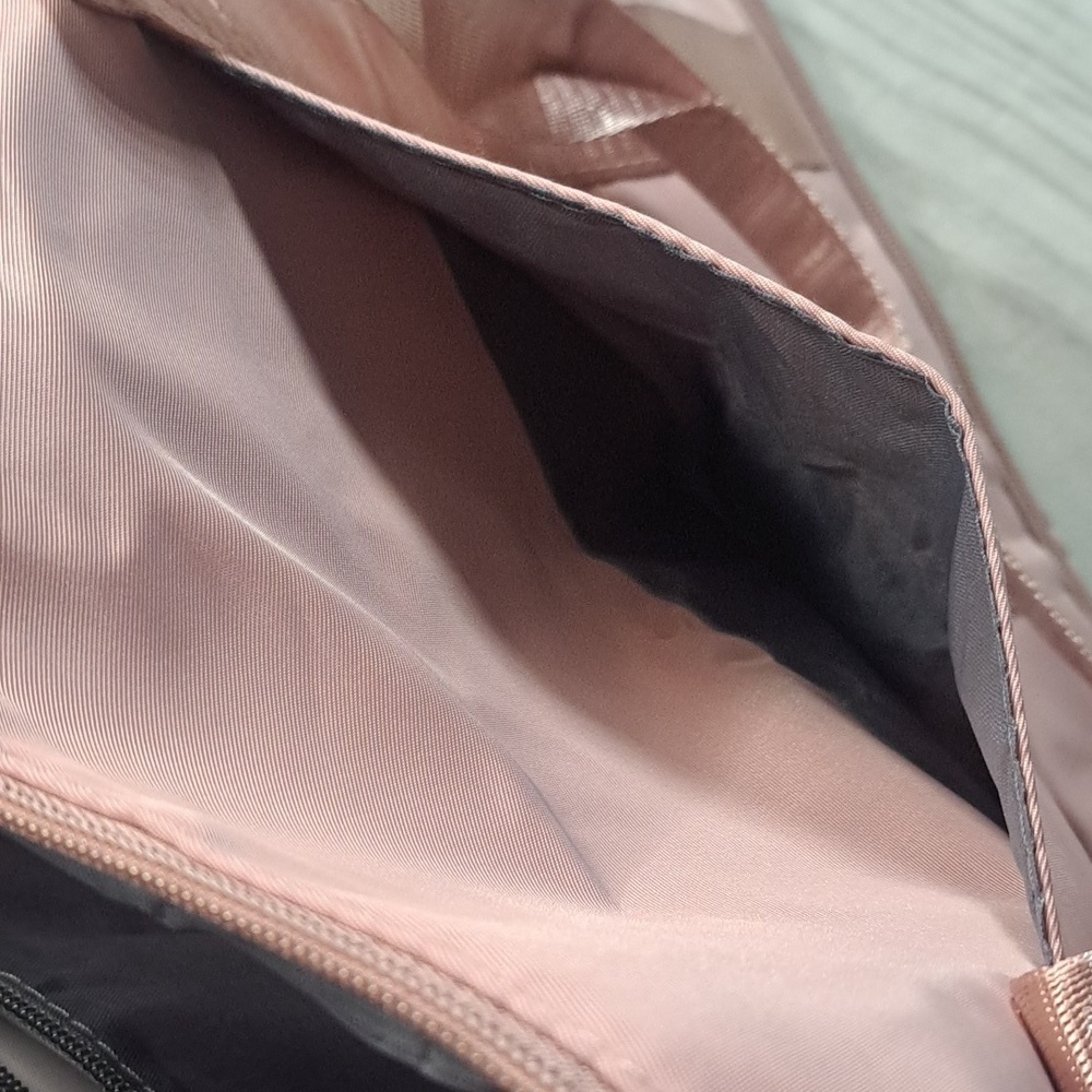 Light Pink Travel Duffel Bag With Zip Extending Bottom - Picture 9 of 11